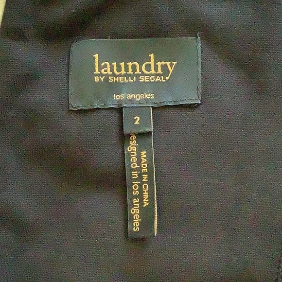 Black & White Floral Pattern Dress - Picture 4 of 4